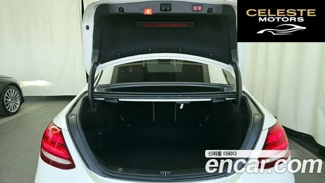 MERCEDES BENZ E-Classe W213 E400 4MATIC Exclusive 2018 — photo 26 sur 33