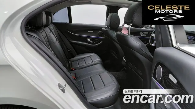 MERCEDES BENZ E-Classe W213 E300 Avantgarde 2017 — photo 17 sur 35