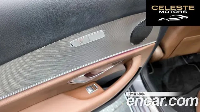 MERCEDES BENZ E-Classe W213 E200 Avantgarde 2017 — photo 17 sur 20