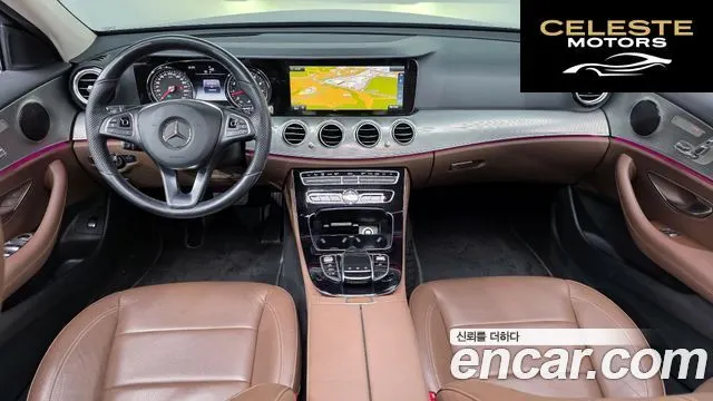 MERCEDES BENZ E-Classe W213 E200 Avantgarde 2017 — photo 7 sur 20