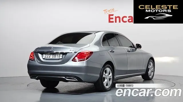 MERCEDES BENZ C-Classe W205 C220 d 4MATIC 2016 — photo 2 sur 26