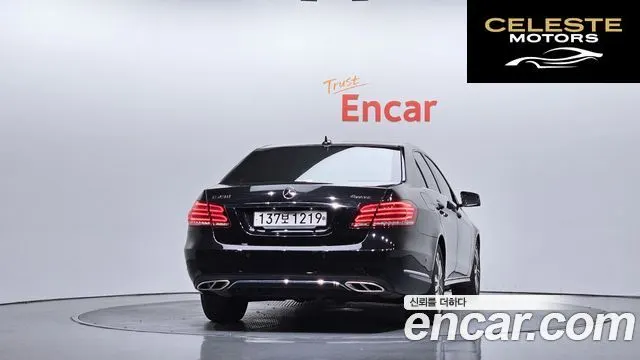 MERCEDES BENZ E-Classe W212 E220 Avantgarde 2016 — photo 4 sur 20