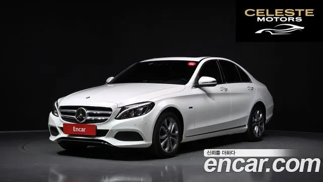 MERCEDES BENZ C-Classe W205 C350e 2018 — photo 32 sur 36