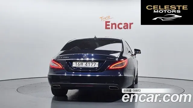 MERCEDES BENZ CLS-Classe W218 CLS250 d 4MATIC 2017 — photo 4 sur 20