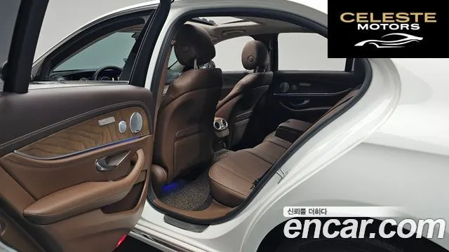 MERCEDES BENZ E-Classe W213 E300 4MATIC Exclusive 2018 — photo 11 sur 20