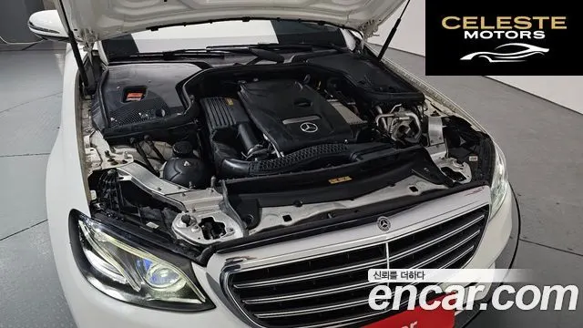 MERCEDES BENZ E-Classe W213 E300 4MATIC Exclusive 2018 — photo 6 sur 20