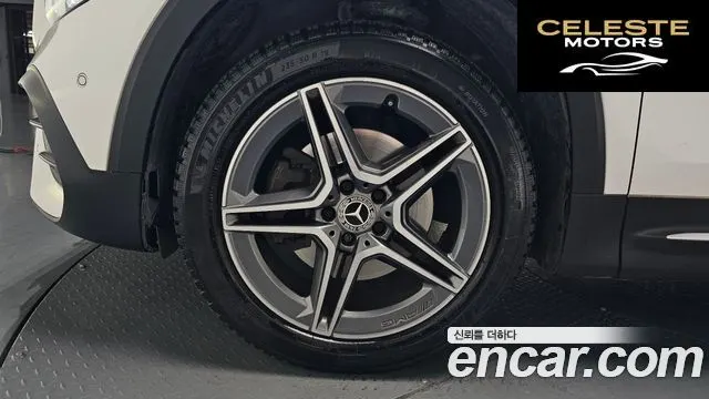 MERCEDES BENZ GLB-Classe X247 GLB250 4MATIC 2021 — photo 4 sur 34