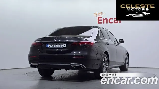 MERCEDES BENZ E-Classe W213 E250 Avantgarde 2021 — photo 2 sur 30