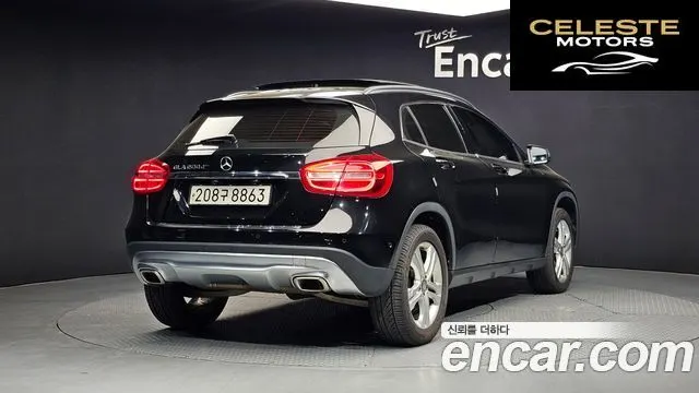 MERCEDES BENZ GLA-Classe X156 GLA200 d 2017 — photo 2 sur 20