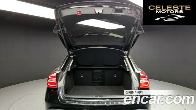 MERCEDES BENZ GLA-Classe X156 GLA200 d 2017 — photo 20 sur 20
