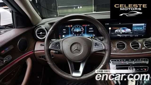 MERCEDES BENZ E-Classe W213 E300 Exclusive 2017 — photo 13 sur 20