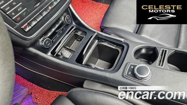 MERCEDES BENZ GLA-Classe X156 GLA200 d 4MATIC 2017 — photo 18 sur 20