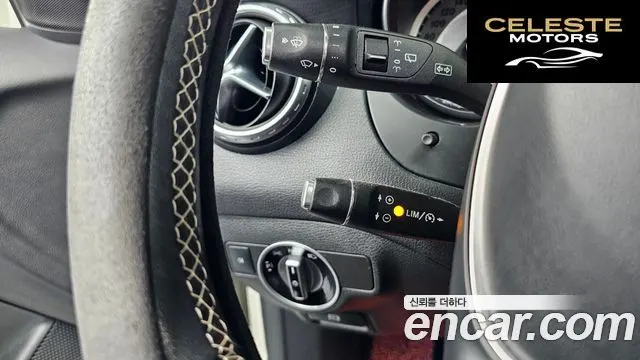 MERCEDES BENZ GLA-Classe X156 GLA200 d 4MATIC 2017 — photo 20 sur 20