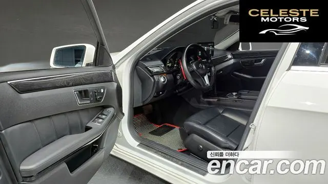 MERCEDES BENZ E-Classe W212 E220 CDI Avantgarde 2013 — photo 10 sur 26
