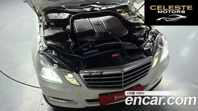 MERCEDES BENZ E-Classe W212 E220 CDI Avantgarde 2013 — photo 6 sur 26