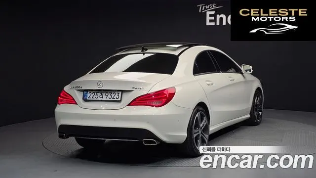 MERCEDES BENZ CLA-Classe C117 CLA200 d 4MATIC 2016 — photo 2 sur 20