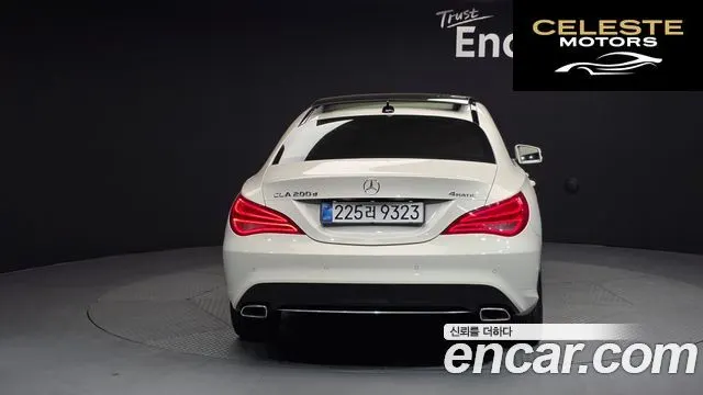 MERCEDES BENZ CLA-Classe C117 CLA200 d 4MATIC 2016 — photo 4 sur 20
