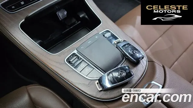 MERCEDES BENZ E-Classe W213 E300e 4MATIC Exclusive 2021 — photo 12 sur 38