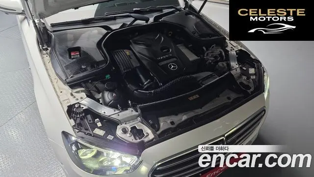 MERCEDES BENZ E-Classe W213 E300e 4MATIC Exclusive 2021 — photo 6 sur 38