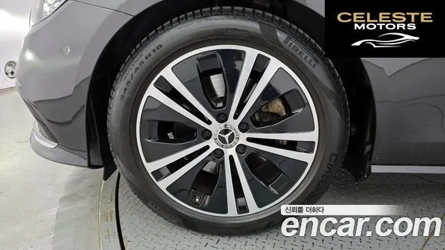 MERCEDES BENZ E-Classe W213 E250 Avantgarde 2021 — photo 5 sur 30