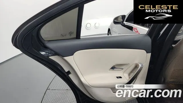 MERCEDES BENZ A-Classe W177 A220 Berline 2021 — photo 15 sur 37