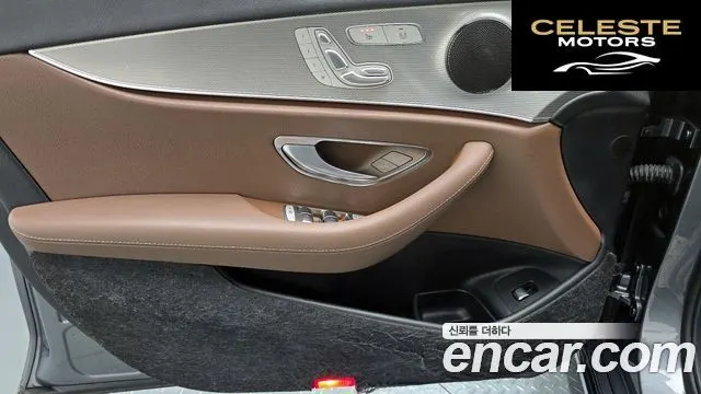MERCEDES BENZ E-Classe W213 E200 Avantgarde 2018 — photo 14 sur 30