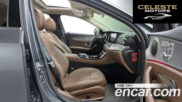 MERCEDES BENZ E-Classe W213 E200 Avantgarde 2018 — photo 16 sur 30