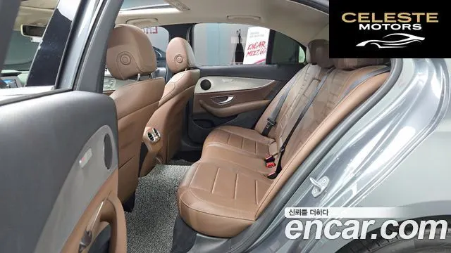 MERCEDES BENZ E-Classe W213 E200 Avantgarde 2018 — photo 18 sur 30