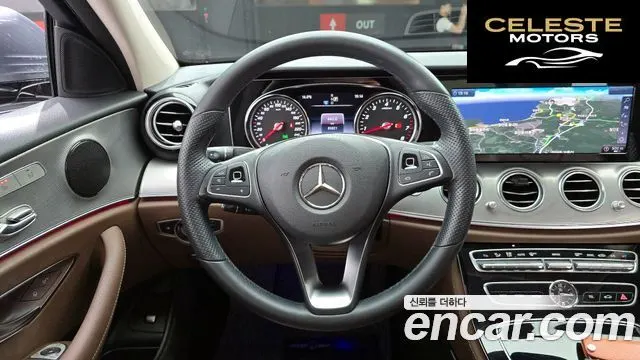 MERCEDES BENZ E-Classe W213 E200 Avantgarde 2018 — photo 19 sur 30