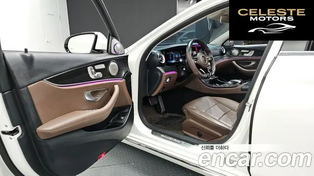 MERCEDES BENZ E-Classe W213 E200 Avantgarde 2018 — photo 13 sur 30