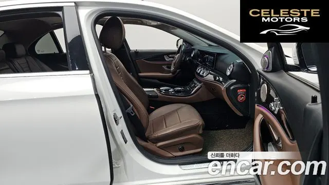 MERCEDES BENZ E-Classe W213 E200 Avantgarde 2018 — photo 17 sur 30