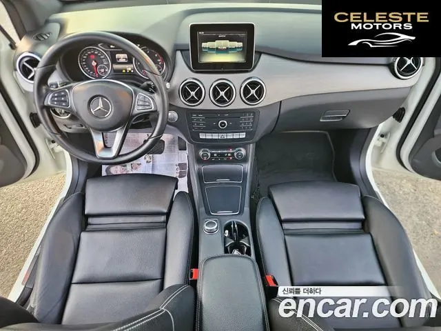MERCEDES BENZ B-Classe W246 B200 d 2016 — photo 12 sur 26