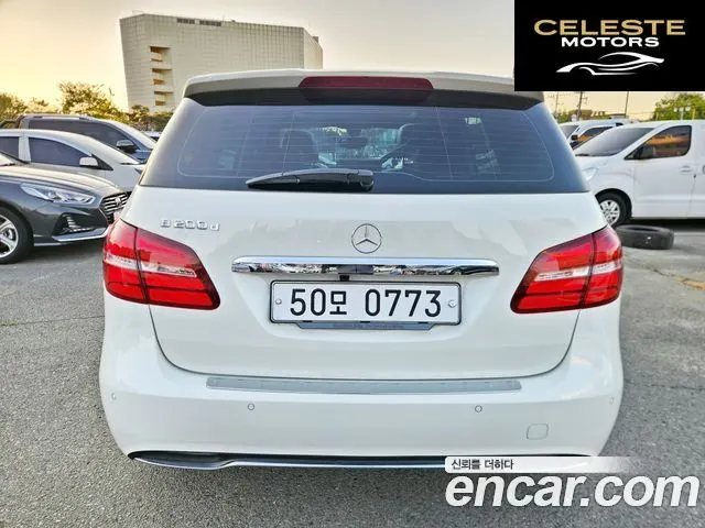 MERCEDES BENZ B-Classe W246 B200 d 2016 — photo 6 sur 26