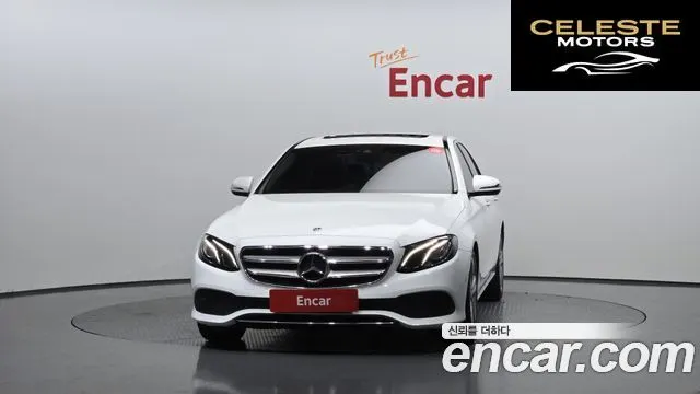 MERCEDES BENZ E-Classe W213 E200 Avantgarde 2018 — photo 3 sur 30