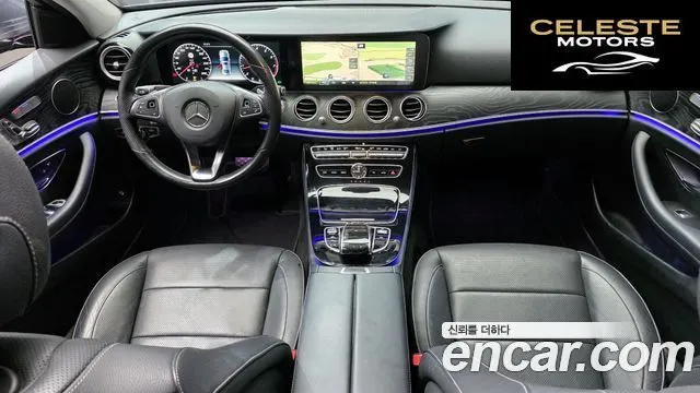 MERCEDES BENZ E-Classe W213 E300 4MATIC Avantgarde 2017 — photo 7 sur 20