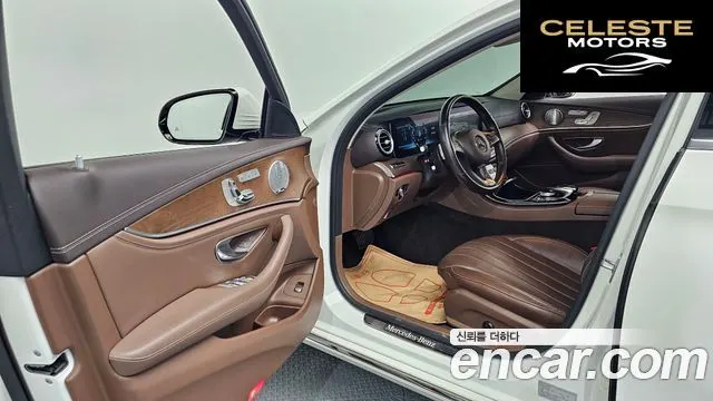 MERCEDES BENZ E-Classe W213 E300 4MATIC Exclusive 2018 — photo 10 sur 20