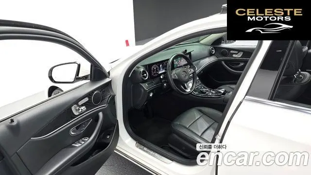 MERCEDES BENZ E-Classe W213 E300 4MATIC Avantgarde 2017 — photo 10 sur 26