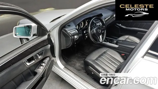 MERCEDES BENZ E-Classe W212 E220 CDI Avantgarde 2016 — photo 12 sur 20
