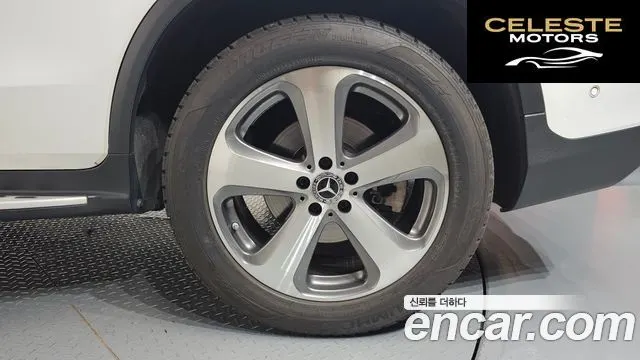 MERCEDES BENZ GLC-Classe X253 GLC300 4MATIC Coupé 2019 — photo 7 sur 32