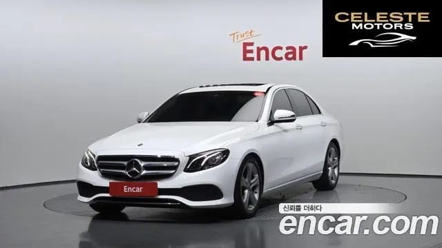 MERCEDES BENZ E-Classe W213 E200 Avantgarde 2018 — photo 1 sur 30