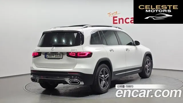 MERCEDES BENZ GLB-Classe X247 GLB250 4MATIC 2021 — photo 2 sur 43