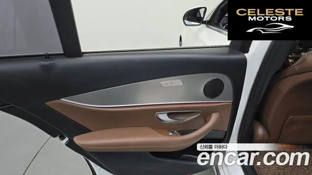 MERCEDES BENZ E-Classe W213 E300 Avantgarde 2019 — photo 15 sur 33