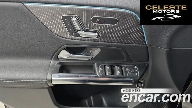 MERCEDES BENZ GLA-Classe H247 GLA220 2021 — photo 28 sur 30