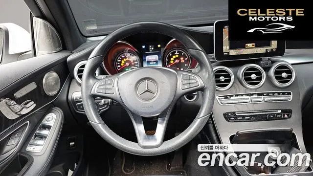 MERCEDES BENZ GLC-Classe X253 GLC220 d 4MATIC Premium 2017 — photo 13 sur 20