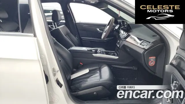 MERCEDES BENZ E-Classe W212 E220 Avantgarde 2016 — photo 11 sur 20