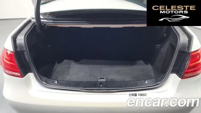MERCEDES BENZ E-Classe W212 E220 Avantgarde 2016 — photo 20 sur 20