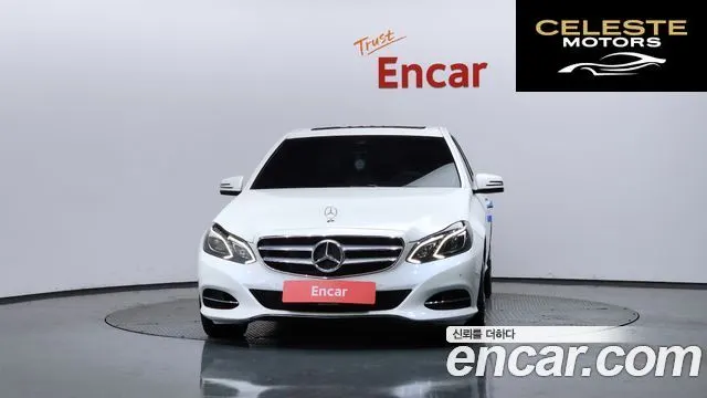 MERCEDES BENZ E-Classe W212 E220 Avantgarde 2016 — photo 3 sur 20
