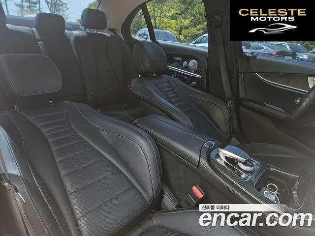 MERCEDES BENZ E-Classe W213 E300 4MATIC Avantgarde 2018 — photo 11 sur 26