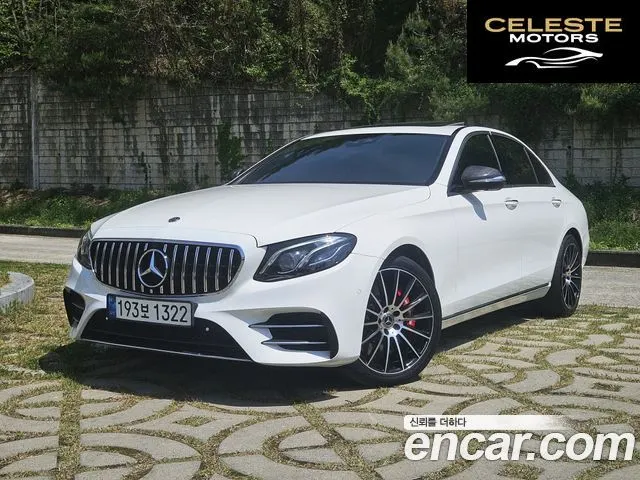 MERCEDES BENZ E-Classe W213 E300 4MATIC Avantgarde 2018 — photo 26 sur 26