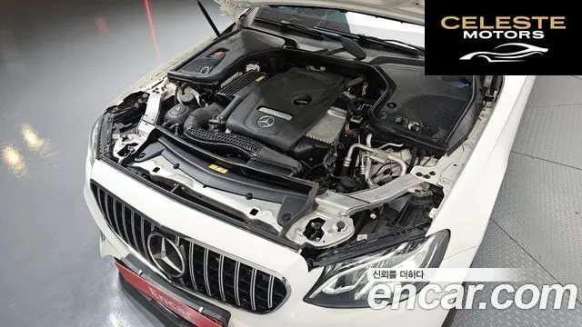 MERCEDES BENZ E-Classe W213 E200 Avantgarde 2018 — photo 6 sur 30